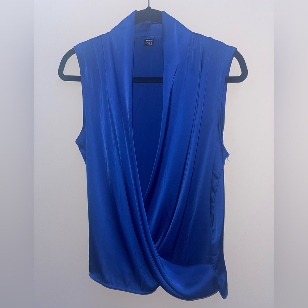 Blue Sleeveless Drape Top